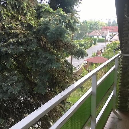 Eva vendégház Balatonlelle Exteriér fotografie